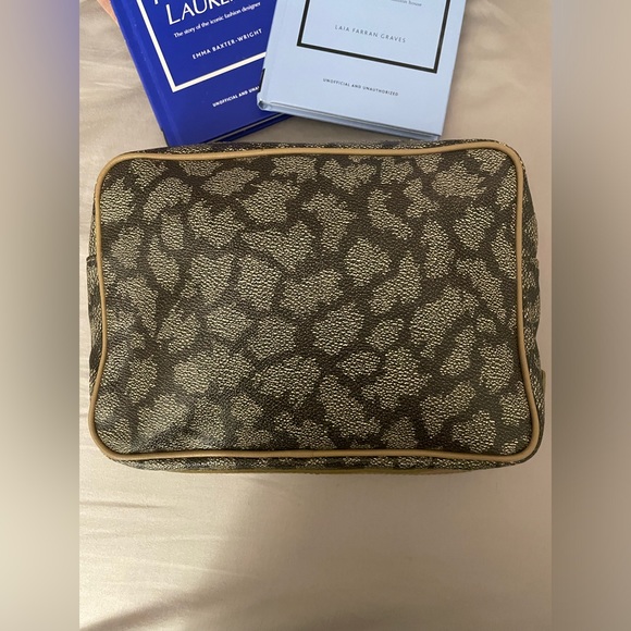 Yves Saint Laurent Vintage Clutch/Toiletry Pouch | Giraffe Print 🦒 Pristine! - Picture 2 of 8